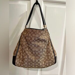 Coach Signature Canvas Phoebe Carryall Shoulder Bag / Purse